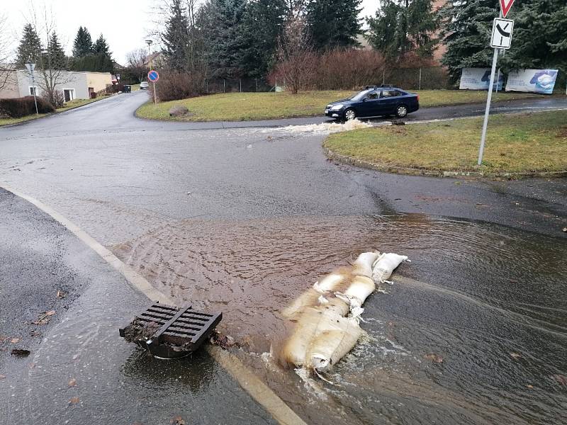 Následky deště a větru v Jílovém na Děčínsku.