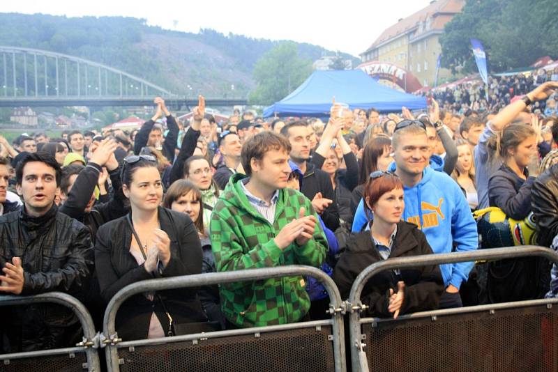 Tradiční součástí městských slavností v Děčíně je i hudební festival.