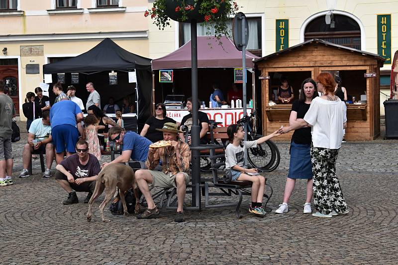 Česká Kamenice se tři dny bavila hudbou.