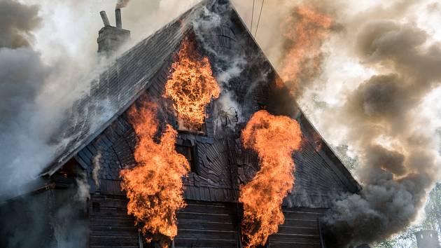 Požár domu ve Varnsdorfu.