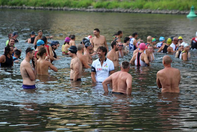 Triatlon Železný knedlík 2018 absolvovalo téměř 120 závodníků.