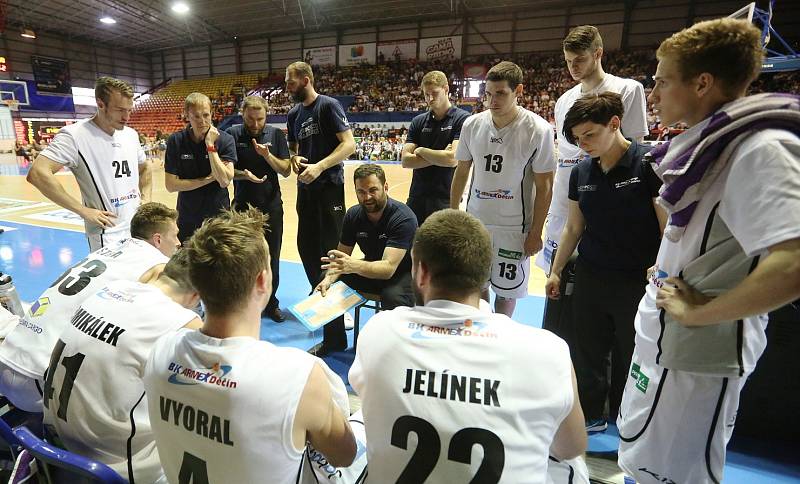 Finále, 2. zápas NBL. BK Děčín vs. Nymburk.