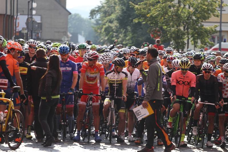 CYKLISTIKA. V Rumburku se konal tradiční Tour de Zeleňák.