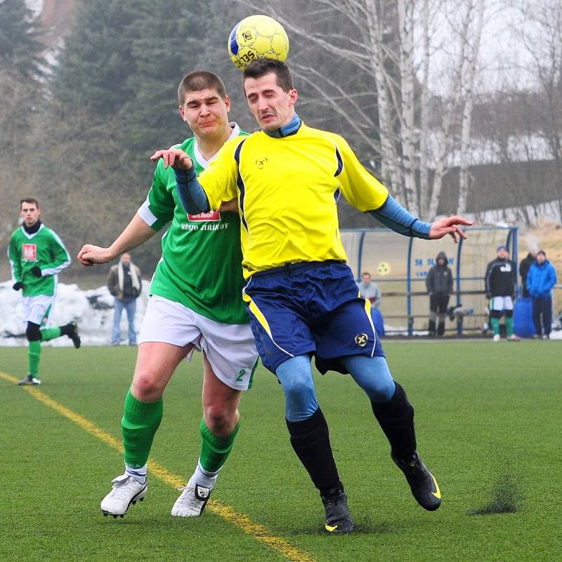 DEBAKL. Jiříkov (v zeleném) deklasoval Chřibskou.