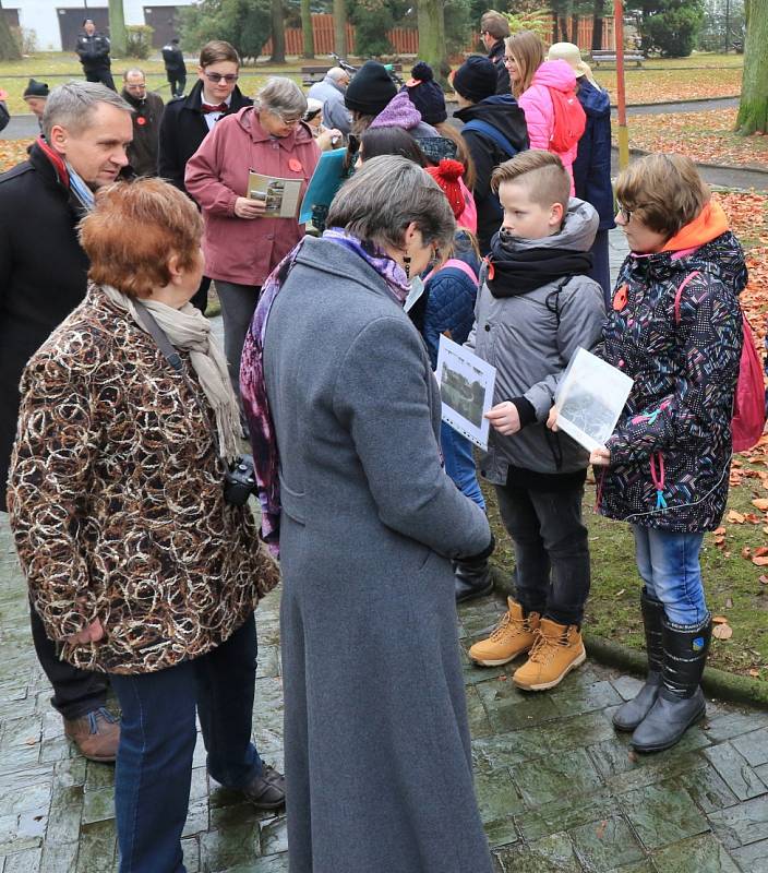 Po celém světě si 11. listopadu připomínají konec první světové války.