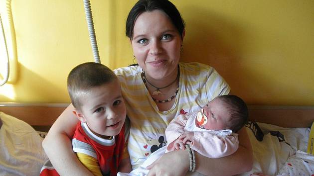 Markétě Smejkalové z Benešova n/Pl. se 2. listopadu v 08:21 v děčínské porodnici narodila dcera Anetka Poděbradská. Měřila 50 cm a vážila 3,6 kg.