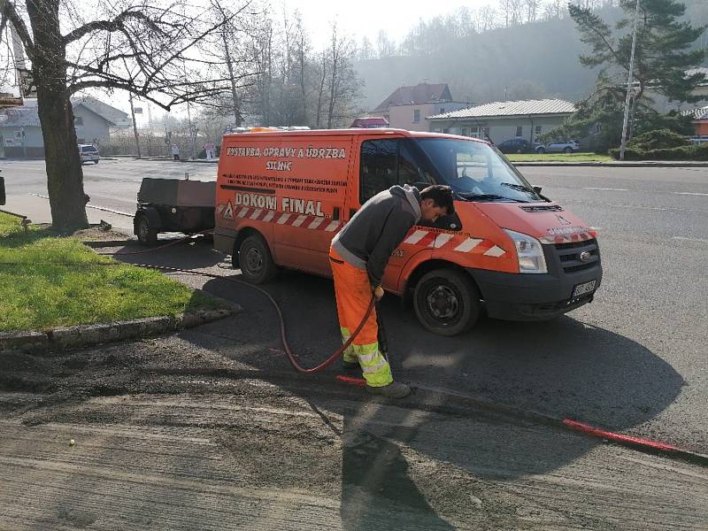 V Děčíně - Bynově opravují Rudolfovu ulici.