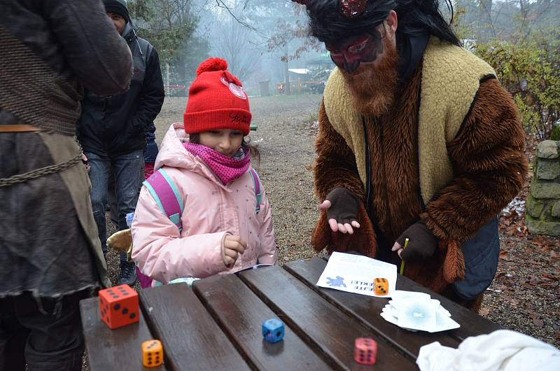 Čertovský rej v děčínské zoologické zahradě.