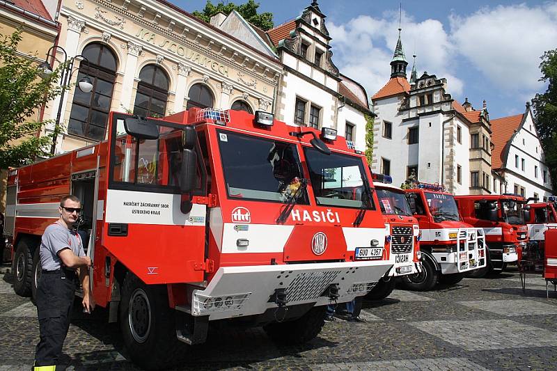 Dobrovolní hasiči v Benešově slavili 140. výročí. 