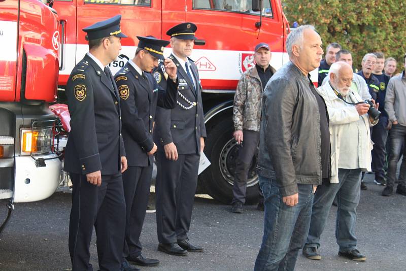 Děčínští hasiči ze Starého Města slavili sto čtyřicet let