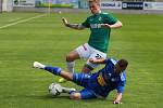 Fotbalisté Varnsdorfu (v modrém) prohráli v Jablonci 1:2.