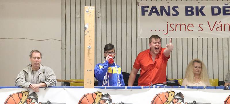 Basketbalové derby mezi Děčínem a Ústím nad Labem.