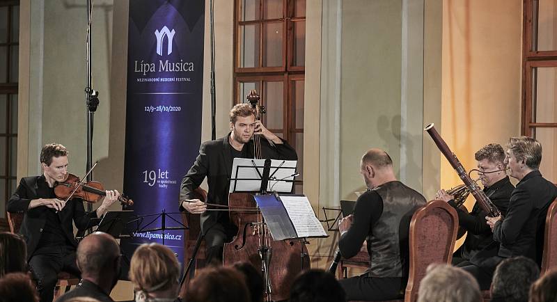 V sobotu 3. října se Lípa Musica podruhé představila v Ústeckém kraji a podruhé v letošním roce se na jejím pódiu představil letošní festivalový garant Josef Špaček, tentokrát v komorní úloze.