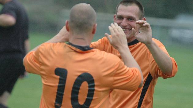 RADOST  v podání fotbalistů České Kamenice.