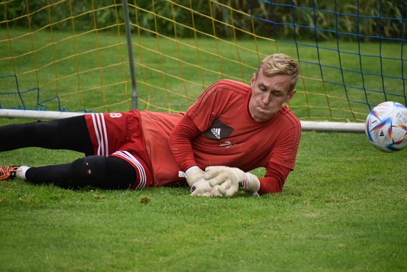 Fotbalisté Varnsdorfu zahájili letní přípravu na nový druholigový ročník. Jako trenér je vedl Miroslav Holeňák.