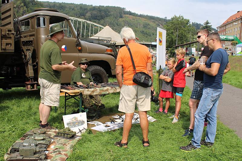 Běh pro vojenský fond solidarity a Nadaci policistů a hasičů 2019.