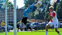 NESTAČILI NA NĚ. Tým FAŠV U 17 podlehl na domácím hřišti Slavii Praha vysoko 1:17.