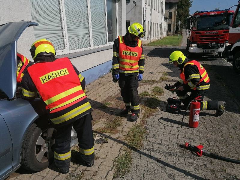 Dopravní nehoda v Jílovém.