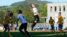 FOTBALISTÉ Varnsdorfu (ve žlutém) doma porazili Vlašim 1:0.