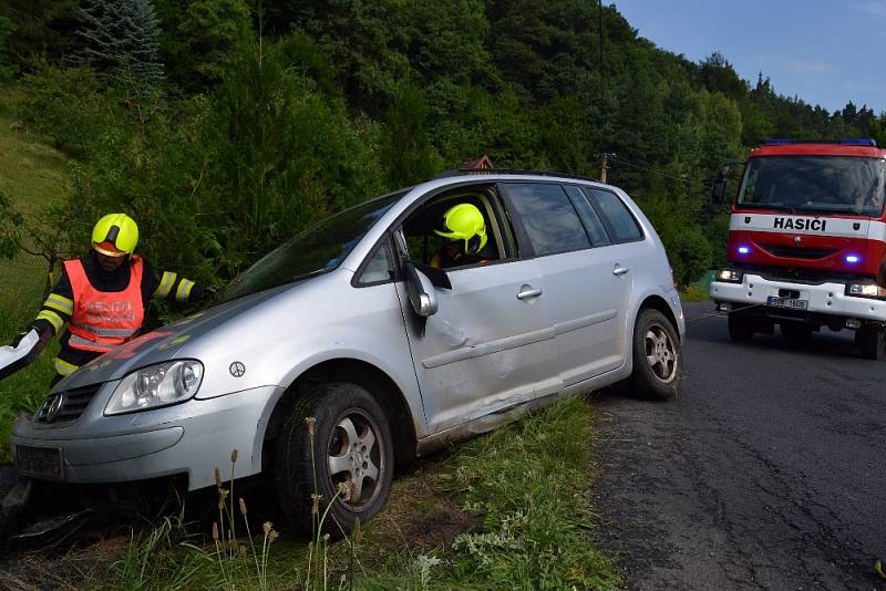 Dopravní nehoda v Martiněvsi.