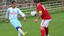 DOBRÝ START POKRAČUJE. Junior Děčín (modré dresy) doma porazil Bohušovice 4:1.