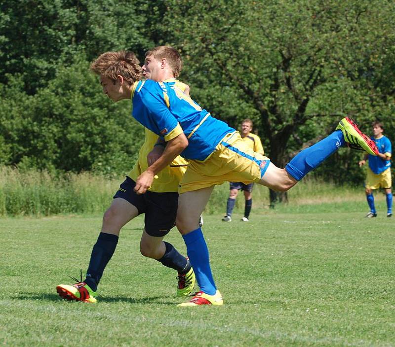 FOTBALISTÉ T.J. Kemp Starý Šachov slavili vítězství ve III. třídě.