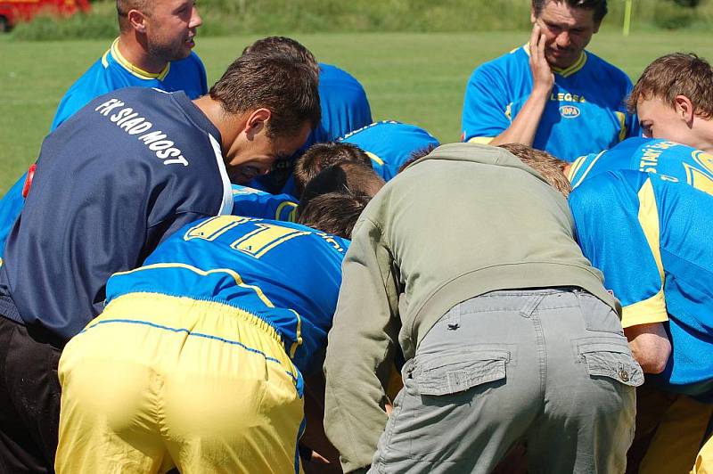 FOTBALISTÉ T.J. Kemp Starý Šachov slavili vítězství ve III. třídě.