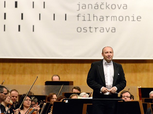 dirigent Stanislav Vavřínek