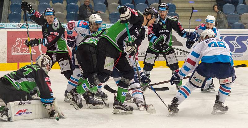 První zápas předkola play-off se Pirátům zle nevyvedl. Mladé Boleslavi podlehli vysoko 1:7