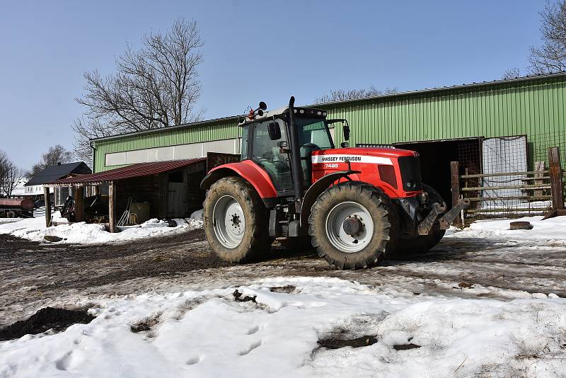 Farma Kýšovice.