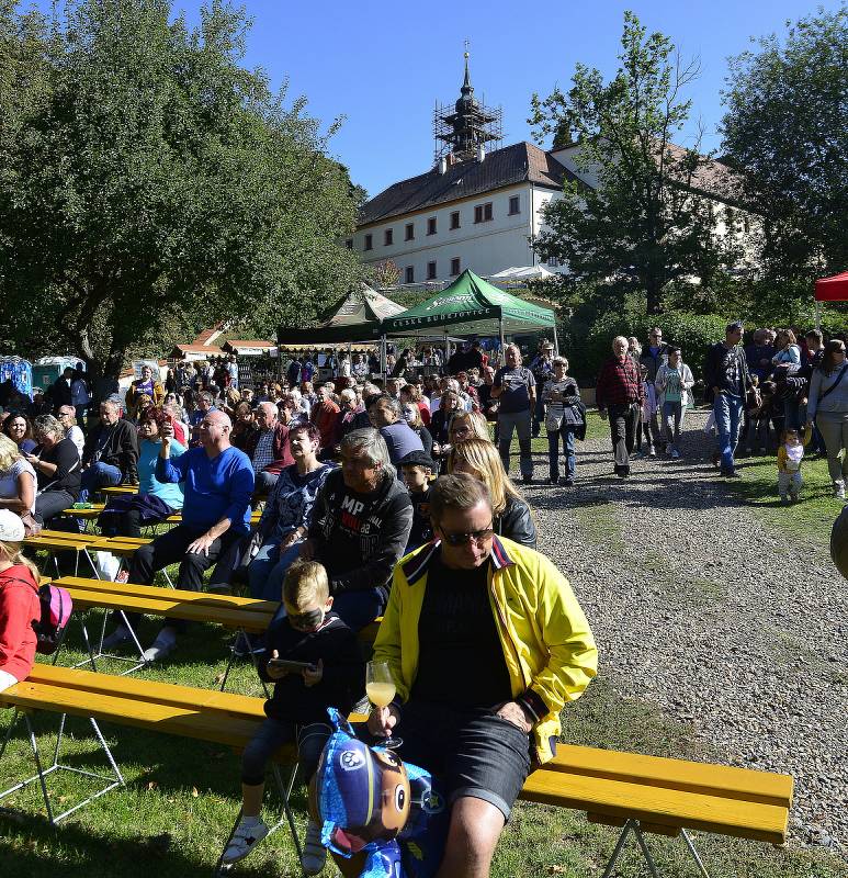 Svatováclavské vinobraní v Kadani.