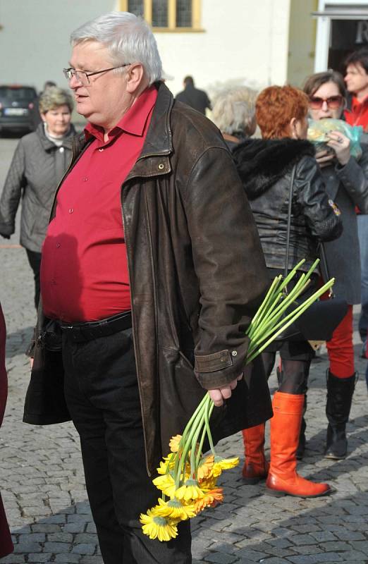 Farmářské trhy v Chomutově.