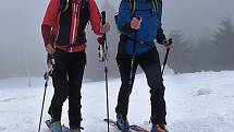Klínovec nyní využívají hlavně skialpinisté. Na sjezdovky vyrazily také Lenka Danihelová s matkou Lenkou Hlinkovou z Karlových Varů.