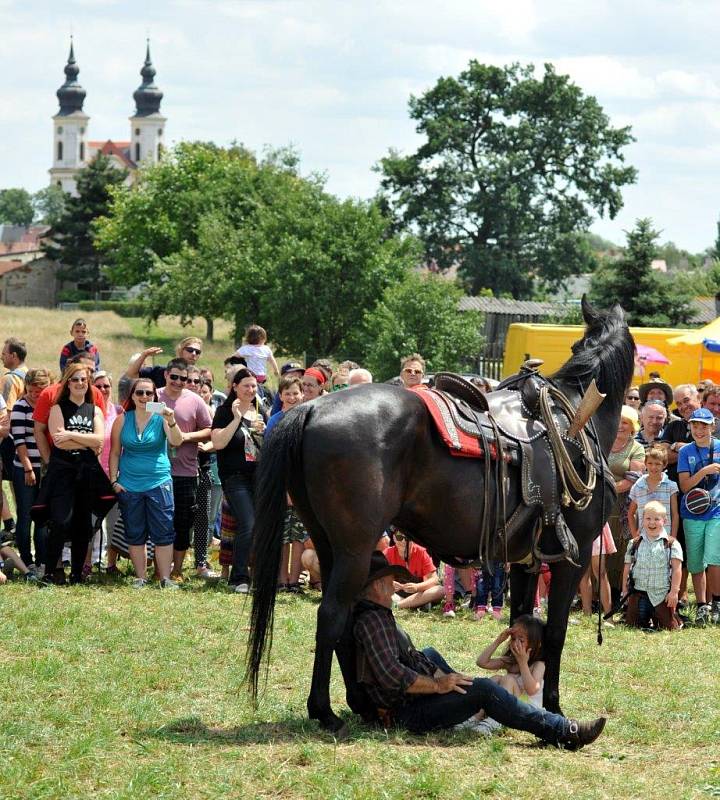 Poslední indiánské války 2016 v Březně.