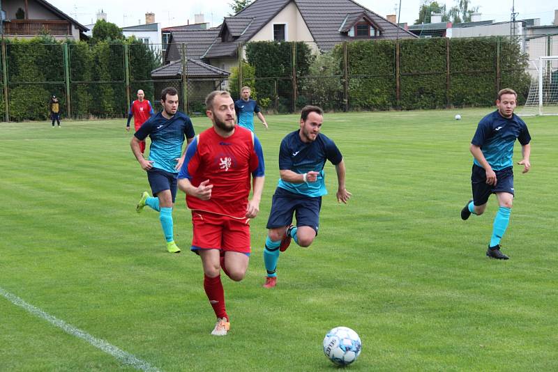 Údlice (v modrém) naposledy zdolaly Strupčice 4:1.