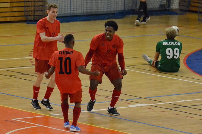 Futsalové severočeské derby Kadaň versus Chomutov.