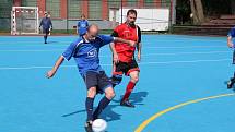 MTL Chomutov-S.L.Z.A. Žížen 2:3,hráči MTL v modrém.