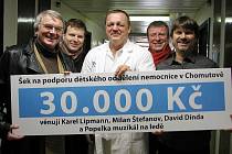 Na snímku zleva Vlastimil Harapes, David Dinda, Jiří Kroh, Karel Lipmann a Milan Štefanov.