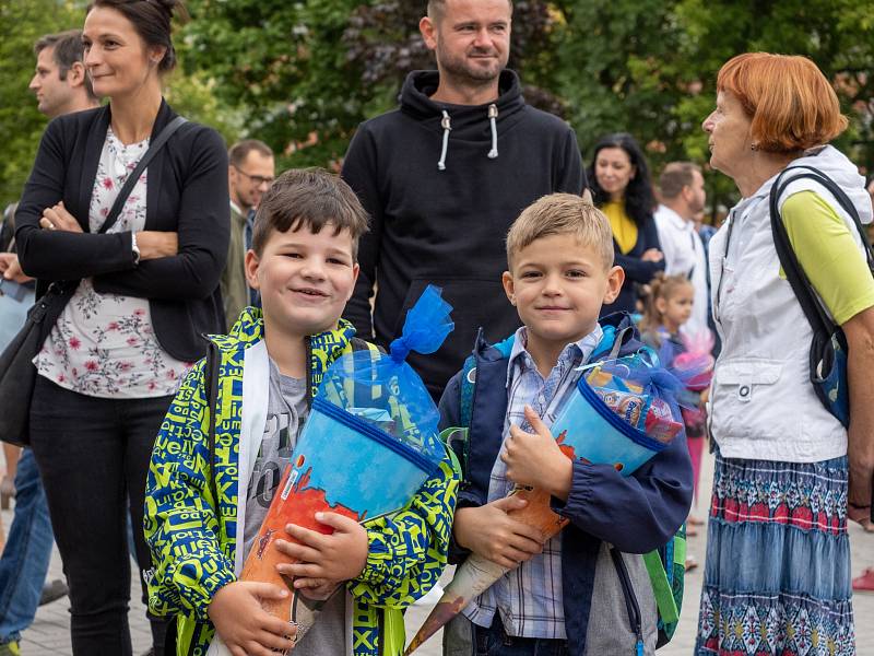 První školní den na ZŠ Ak. Heyrovského v Chomutově