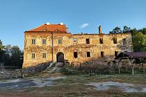 Takto dnes vypadá zámek Pětipsy, z něhož původně zbývaly jen ruiny. Ožije díky unikátní expozici i řadě kulturních akcí.