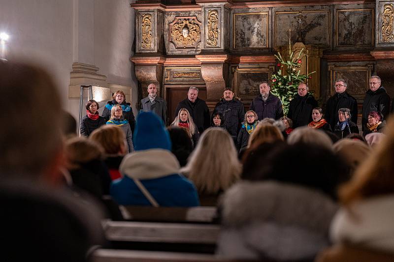 První adventní koncert v kostele sv. Ignáce v Chomutově.