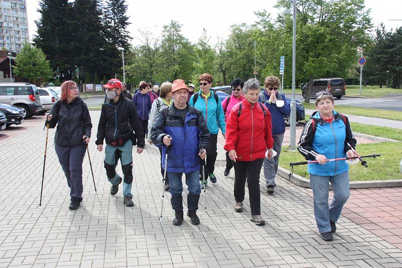 Chomutovští turisté vyrazili na první pokovidový pochod.