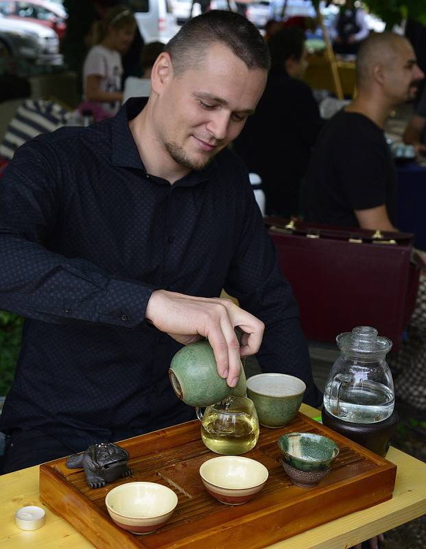 Festival čajových nadšenců v Kadani.