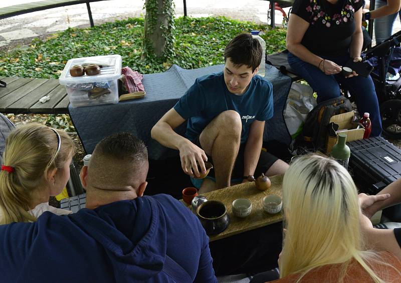 Festival čajových nadšenců v Kadani.