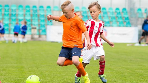 Ondrášovka Cup na chomutovském stadionu.