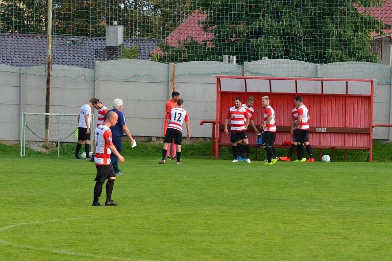 SK Ervěnice-Jirkov (žlutí) doma padly s Roudnicí.