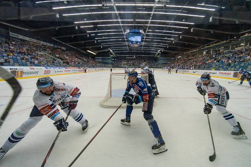 Kladno se na startu extraligy utkalo v Chomutově s Vítkovicemi.