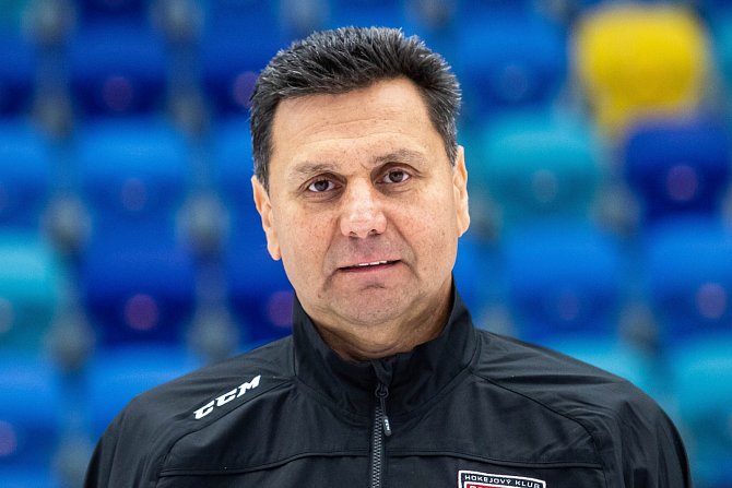 Trenér Vladimír Růžička.