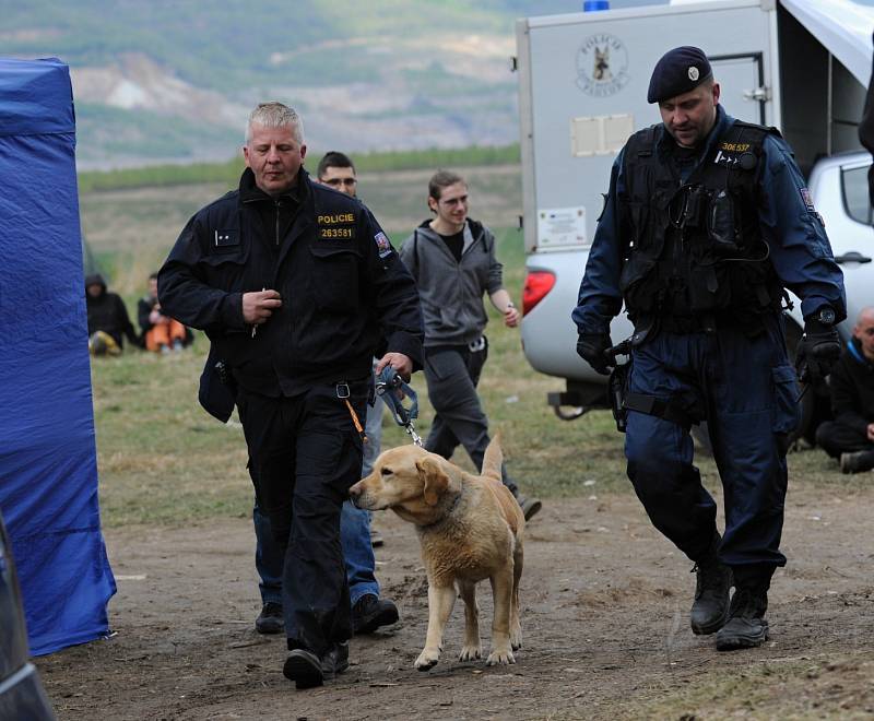 Policie sledovala technopárty Czarotek