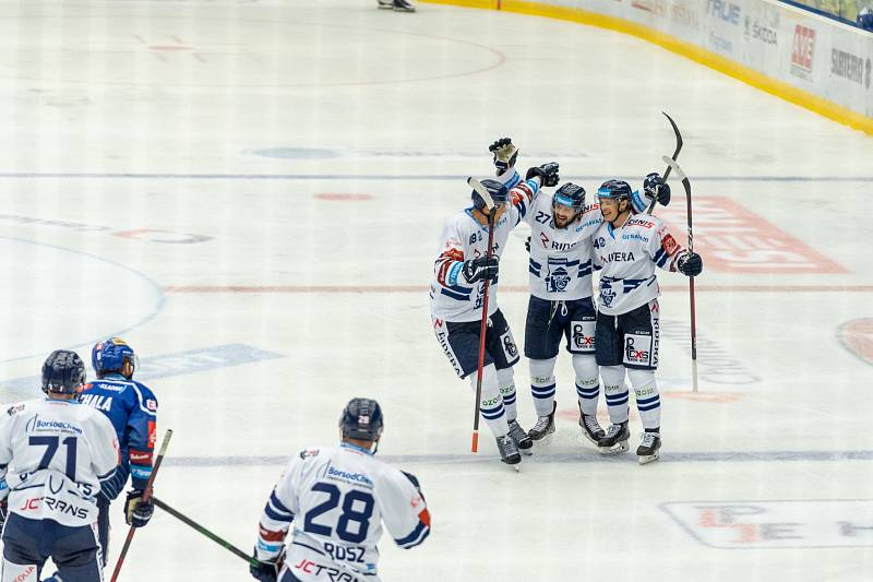 Kladno se na startu extraligy utkalo v Chomutově s Vítkovicemi.